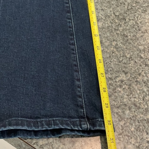 SALE!- NWOT Lucky Brand Stevie Flare jeans. Was $19 now summer sale $16 - Picture 11 of 15